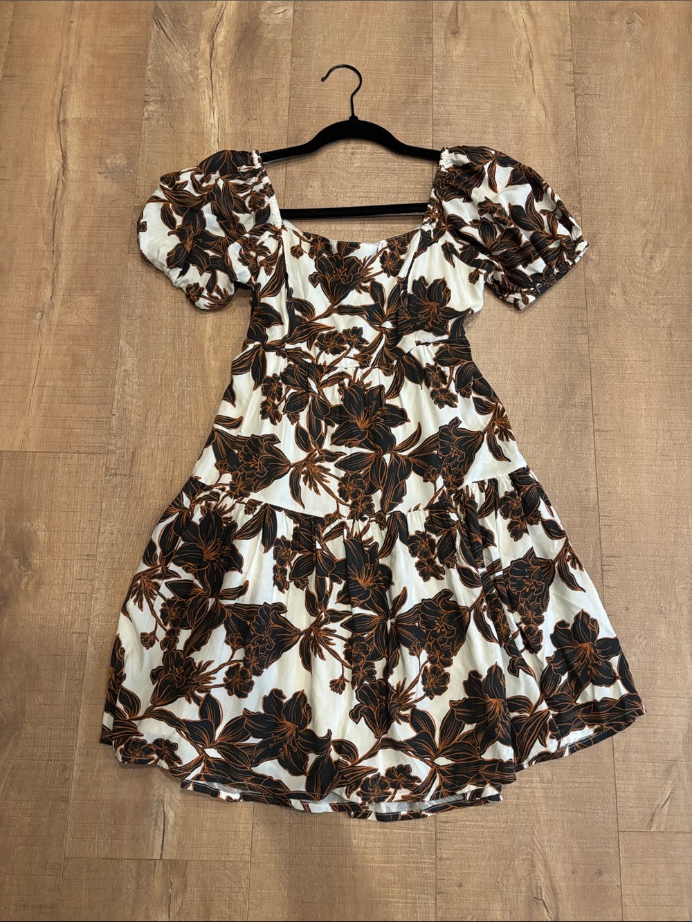 NWT Japna modern minimalist floral tropical print backless dress